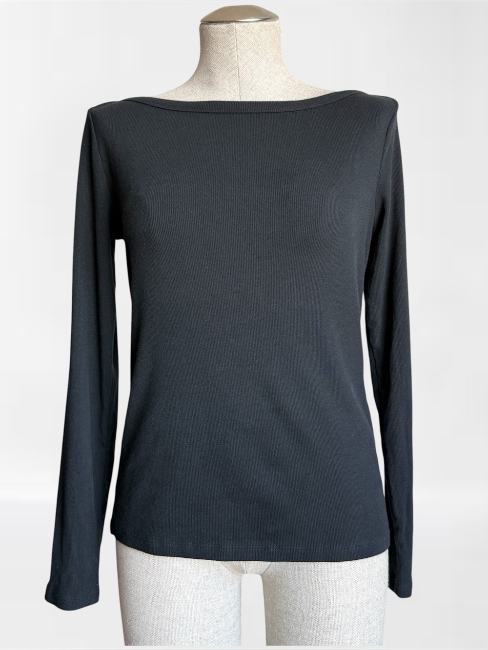 Banana Republic Ribbed Boatneck Long Sleeve Top | Black | Size M